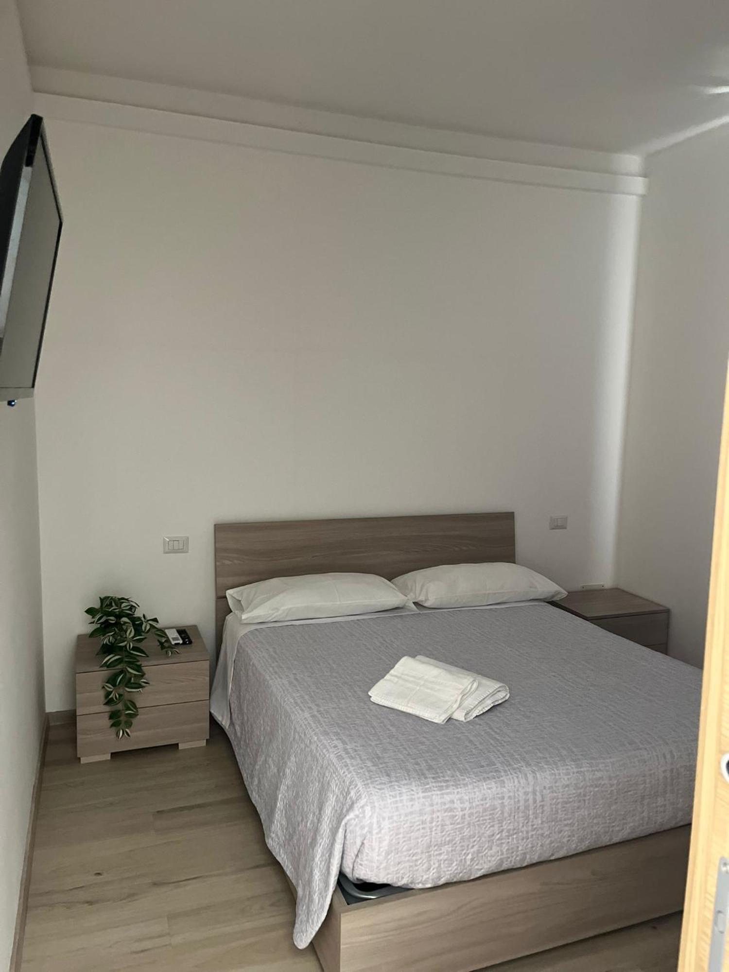 Apt. N. 5 Milaan